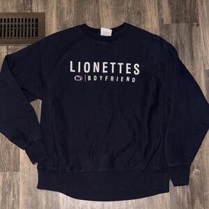 VINTAGE Champion Lionettes boyfriend sweatshirt - men’s size large.